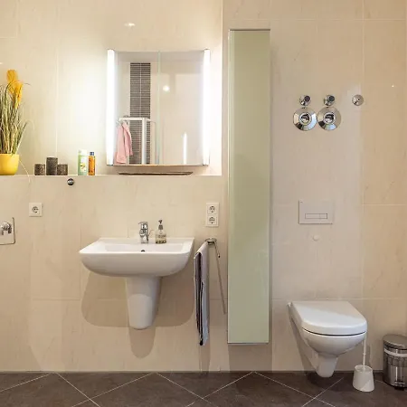 3 Raum Karl May, Gehobene Ausstattung, Radebeul-ost, 76qm Apartment